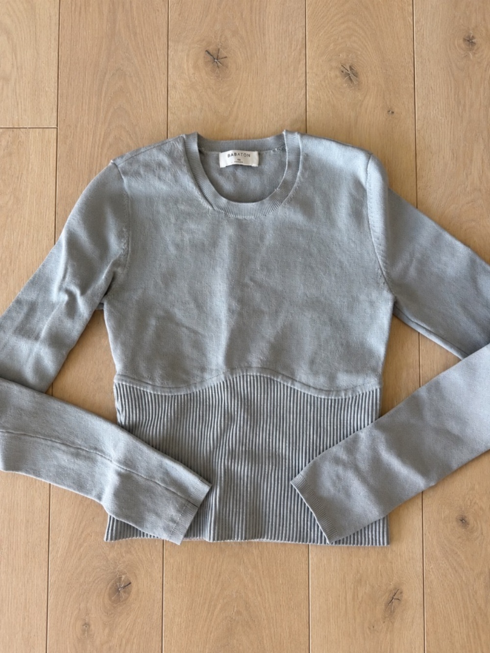 Aritzia Babaton Light Gray Ribbed Knit Sweater – Size XS